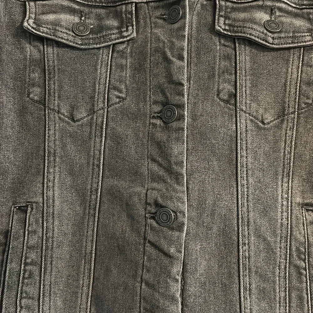 Vervet washed black distressed jean jacket - Picture 6 of 8